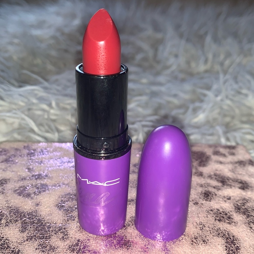 MAC Selena Lipstick Dreaming of You